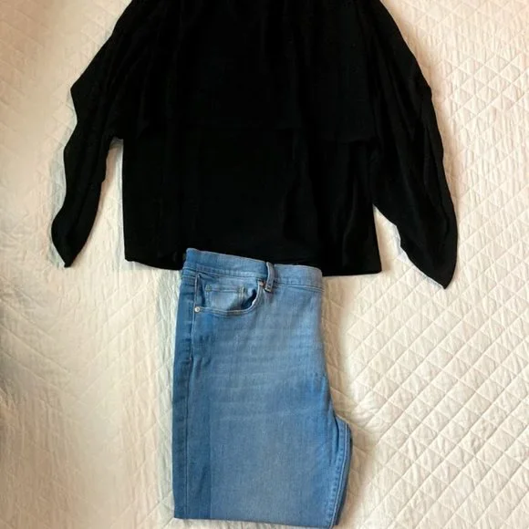 Michael Kors Plus Size Black Crepe Dress Top - Picture 5 of 10